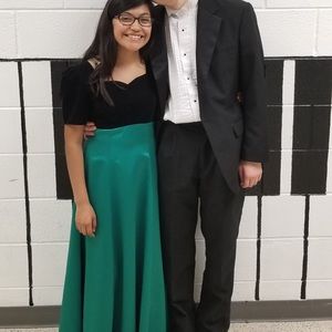 Meet your Posher, Cynthia